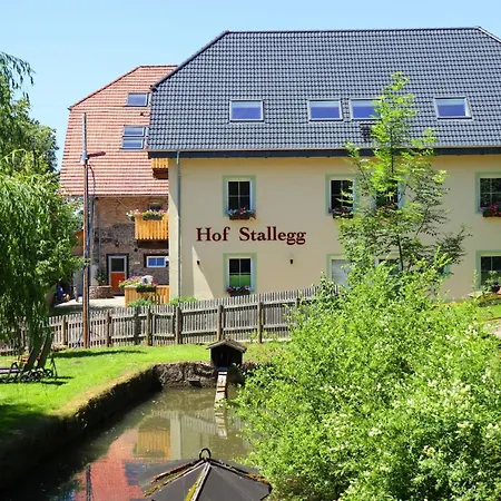 Hof Stallegg * لوفنغن